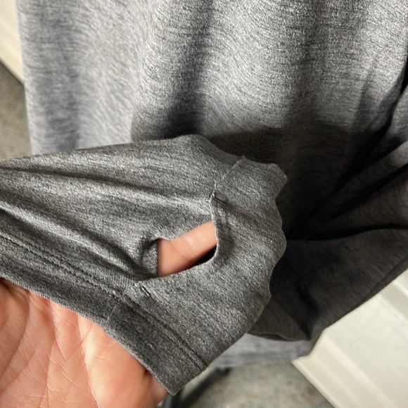 Lululemon Surge Warm 1/2 Zip Size XL - Picture 6 of 8